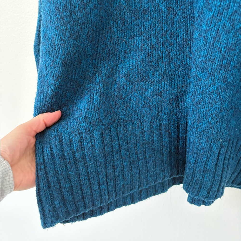 Free People Brookside Knitted Oversized Tunic Sweater in Halcyon Blue Size Small - Picture 7 of 9